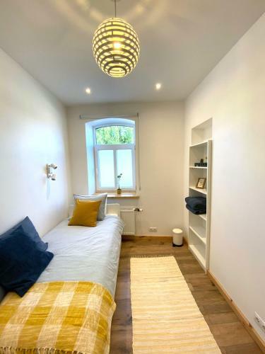 Pine Tree Apartment