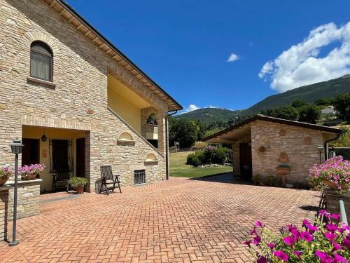 Appealing Holiday Home In Assisi With Garden