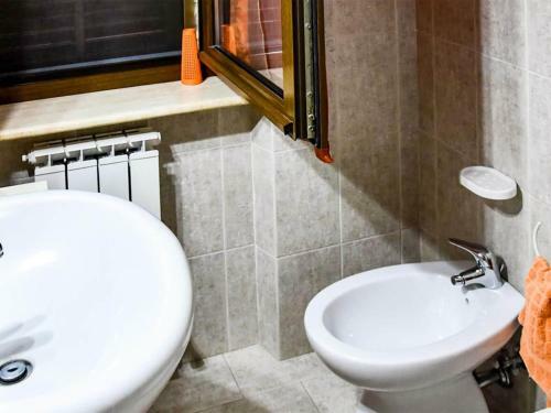 Welcoming Holiday Home In Assisi With Swimming Pool
