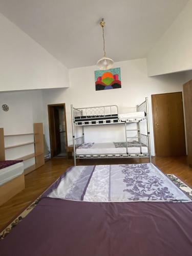 Den Hostel