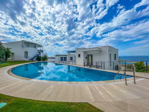 Apartamento Specialy Designed, 3 Br, With Shared Pool Villa