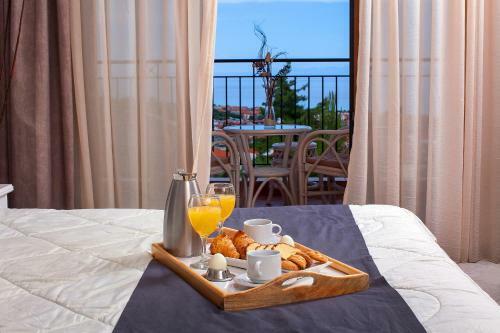 Alia Palace Luxury Hotel And Villas