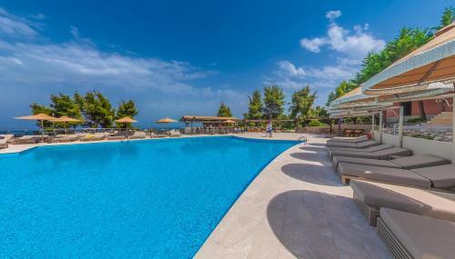 Alia Palace Luxury Hotel And Villas