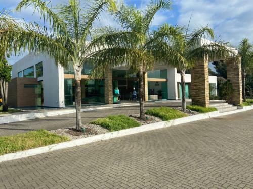Apartamento Su�te Com Varanda Iloa