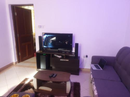 Peak Living Apartment
