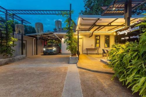 Nut & Non Pool Villa By Duangtham