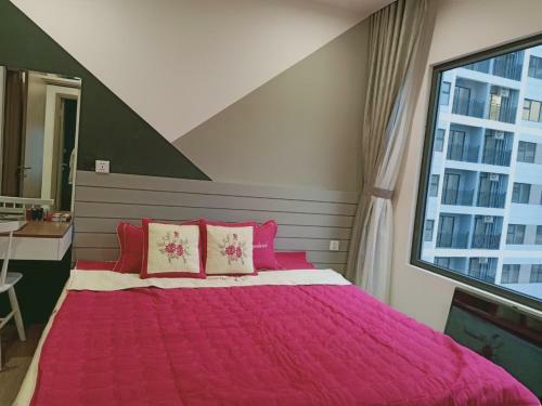 Apartamento C?n H� Dich Vu Vinhomesq9.