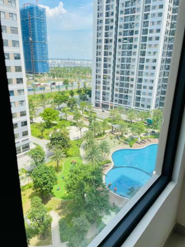 Apartamento C?n H� Dich Vu Vinhomesq9.