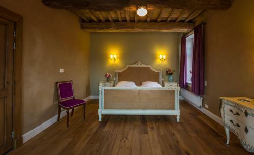 Hostal Guest House La Mairie