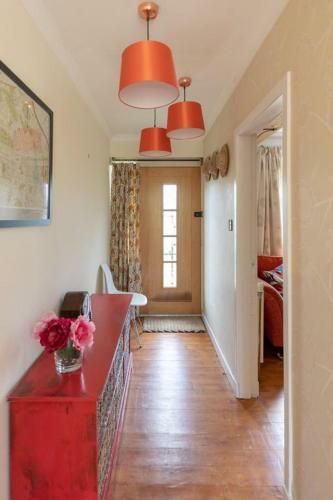 Tranquil 3 Bedroom, Village Home + Hobbit Hut