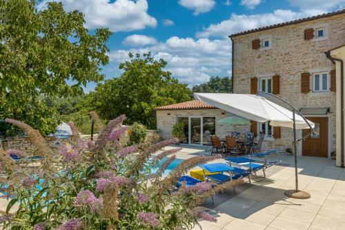 Villa Butterfly
