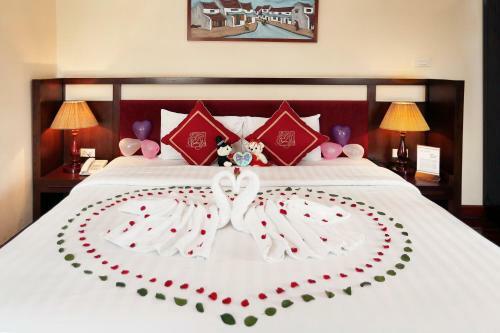 Posh Hotel