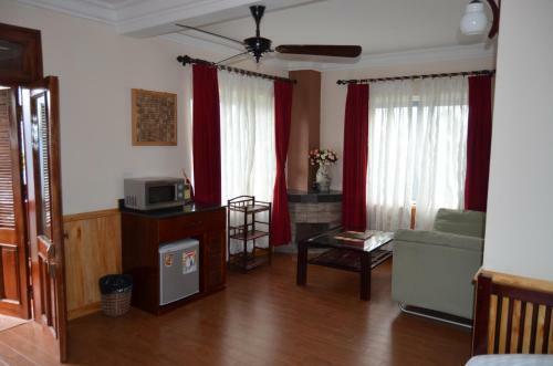 Cat Cat View Hotel