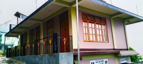 Pema La Dhim Homestay