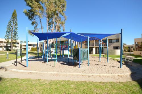 Riverview Holiday Apartment 65 - Kalbarri Wa