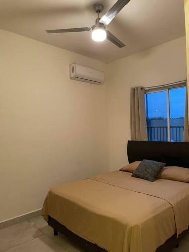 Apartamento C�ntrica Y Amplia Estancia En Monterrey