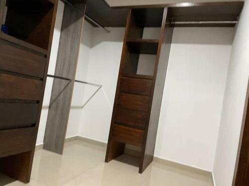 Casa Amplia Con Acceso A Alberca.