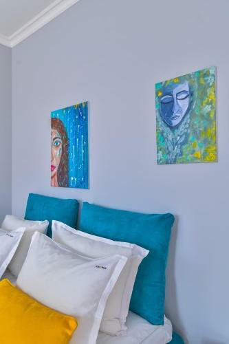 - The Blue Apartment - 1bd With Artistic Interior Design