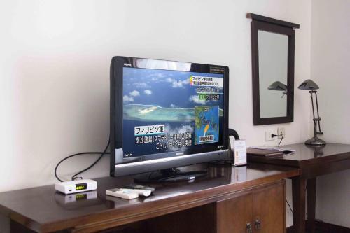 Cherry Hotel 2