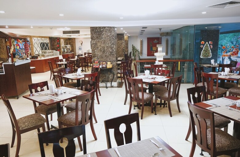May De Ville Hotel City Center