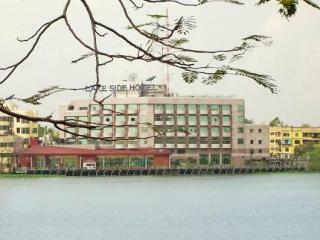 Lake Side Hotel