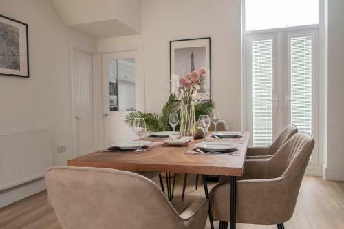 The Callie By Sasco Apartments