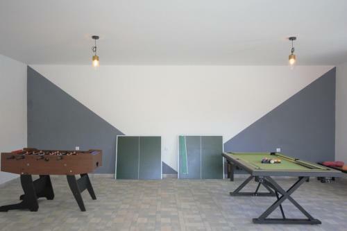 Xxl Holiday Home With Pool