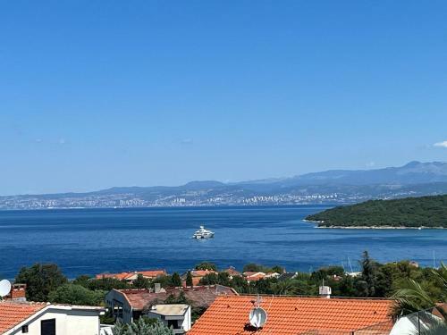 Apartment Santorini Krk With Private Pool