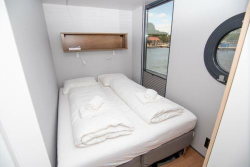 Apartamento Houseboat 'de Bintang', Paviljoenwei 2, Offingawier