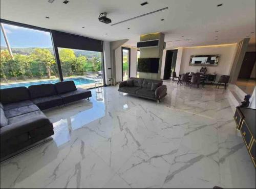 Ocean Water Pool Luxury Smart Villa