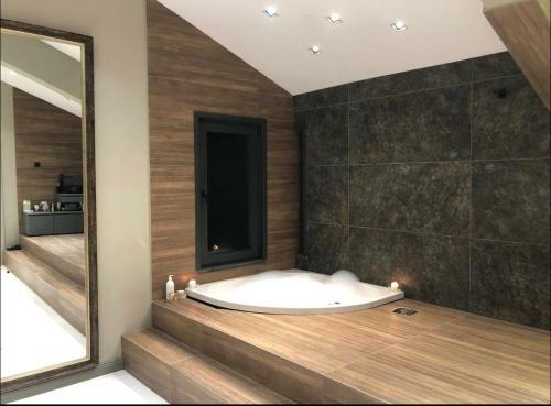 Ocean Water Pool Luxury Smart Villa