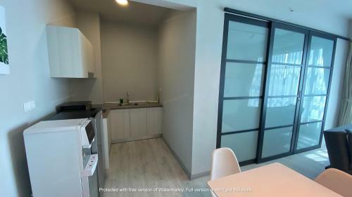 Apartamento Designer 2- Bedroom Condo @jesselton Quay