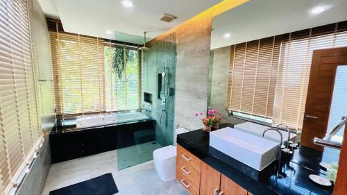 Villa Babythai