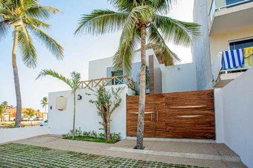 Lodge Casa Linda Beach House