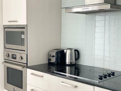 Apartamento Grand View 2br/2ba Condos Cn Tower,union,tiff/mtcc
