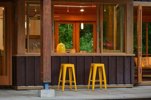Bowen Island Luxury Estate