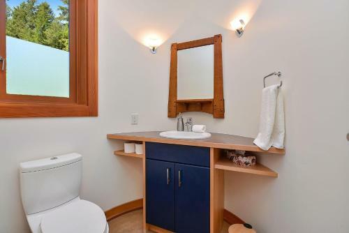 Bowen Island Luxury Estate