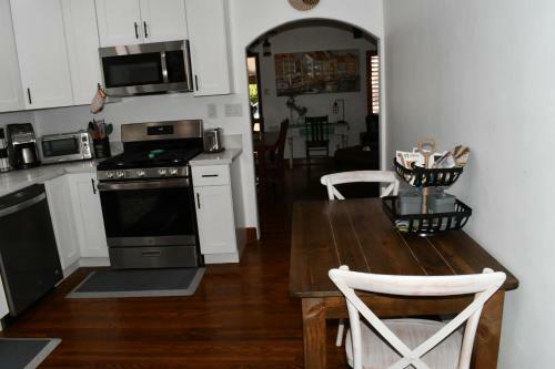 Glendora Beach House