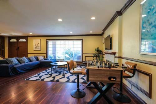 Villa Large Group 5br/3ba Home With Pool