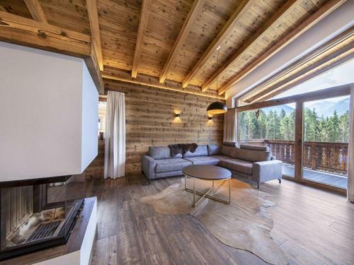 Luxurious Alpine Chalet In Neukirchen Am Gro�venediger