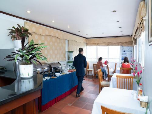 Regal Hotel