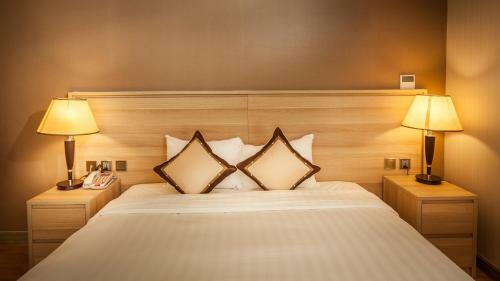 Candle Hotel Hanoi