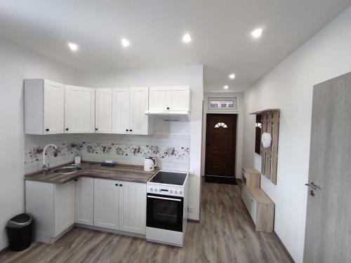 Kv?tinov� Apartm�ny U Jord?