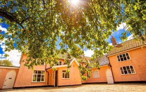 Pretty Pink Houses