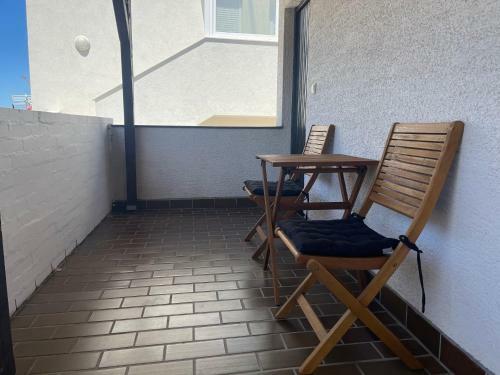 Hostal Apartment Ado