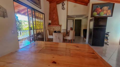 Hermosa Villa Tati Con Piscina Y Jacuzzi