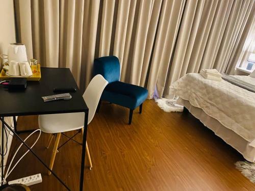 Cheerful 3.5 Bed With Pool For Family/group Of 7