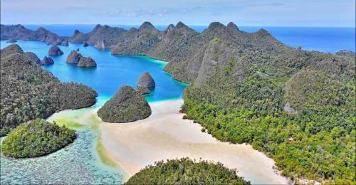 Package Tour Raja Ampat