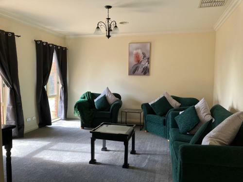Bed & Breakfast James Court Suite