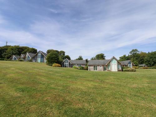 Swandown, 3 Blackdown